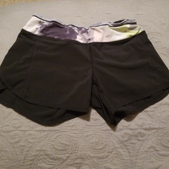 lululemon athletica Pants - 🎉SALE🎉 Lululemon shorts